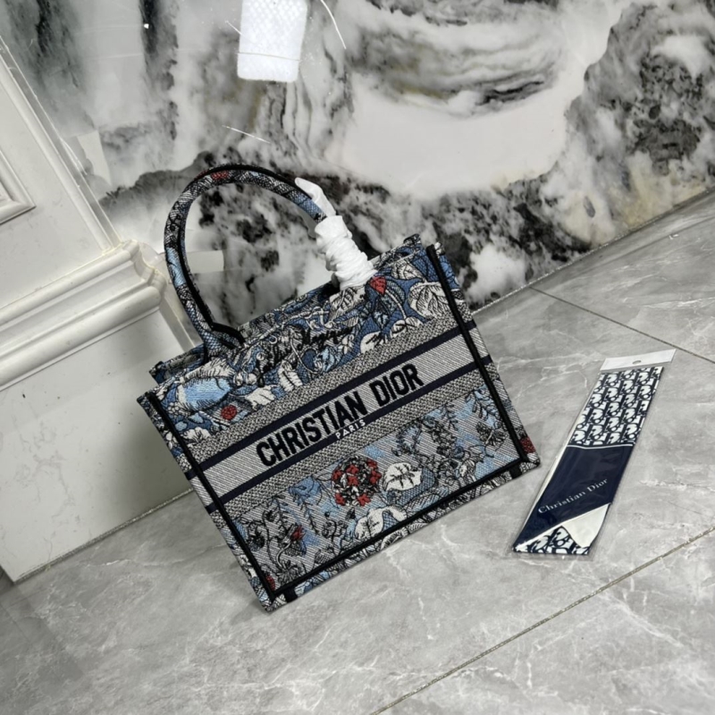 Dior Shopping Bags